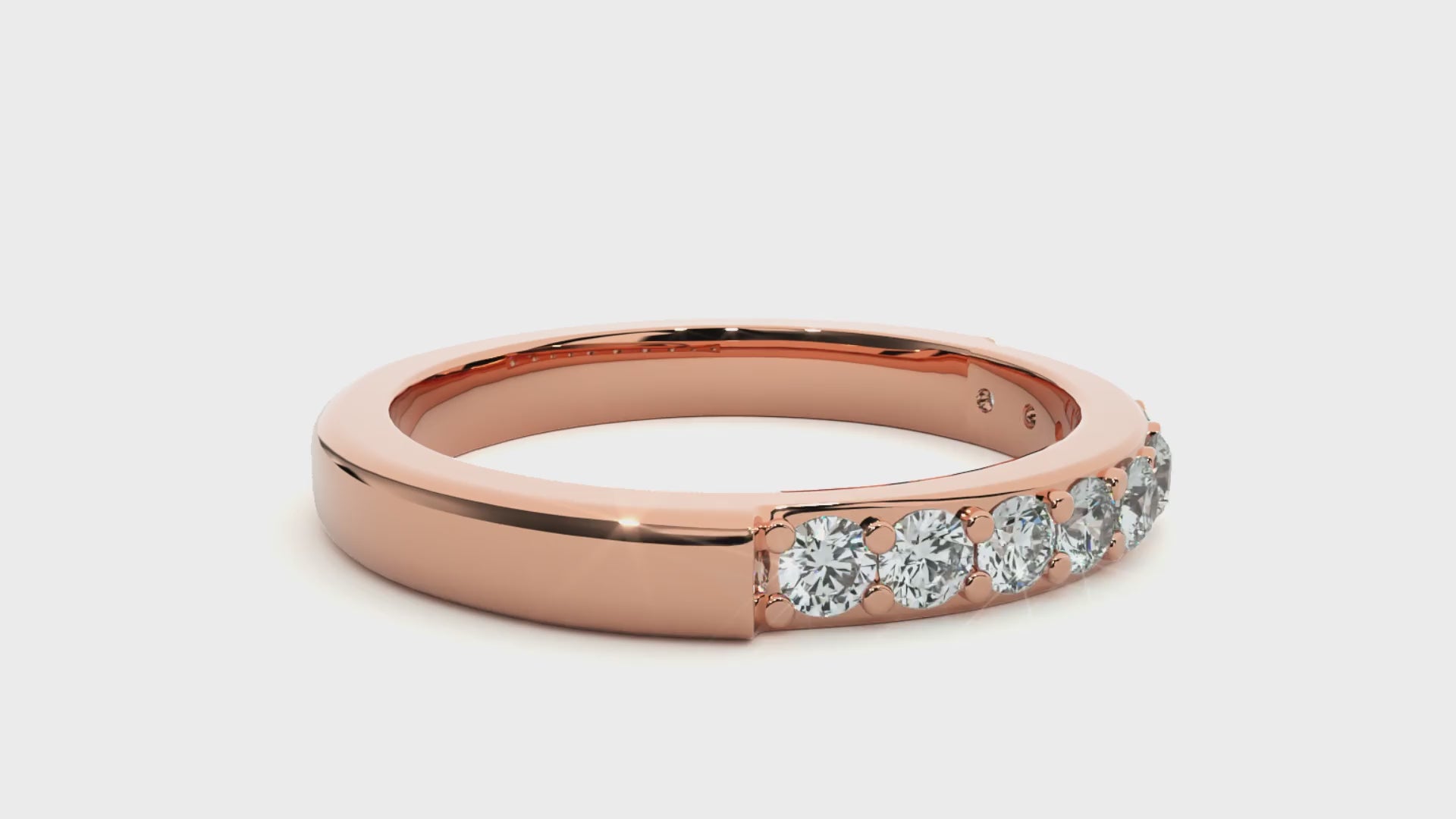 0.40 Carat HI Color VS1 Clarity Diamond Studded Natural Diamond Ring.